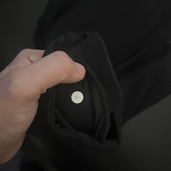 Lululemon Black Reverse Groove Shorts Tall 4 - Picture 4 of 6